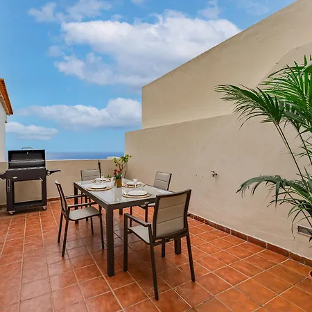 Villa Dictador Sauzal