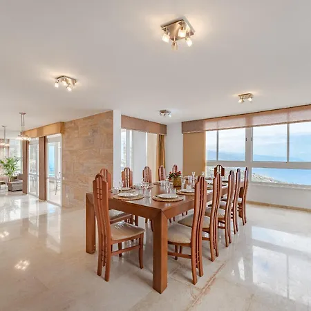 Sunset Horizon Retreat By Eden Sauzal