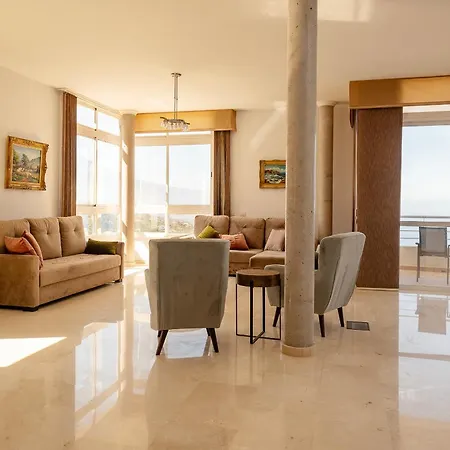 Sunset Horizon Retreat By Eden Sauzal