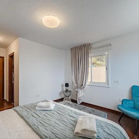 Sunset Horizon Retreat By Eden * Sauzal