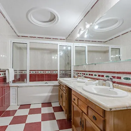 Sunset Horizon Retreat By Eden *