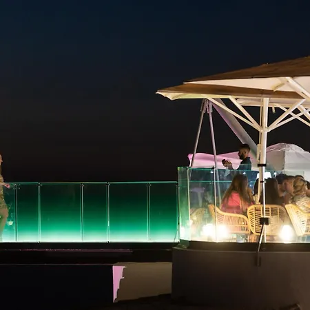 Sunset Horizon Retreat By Eden